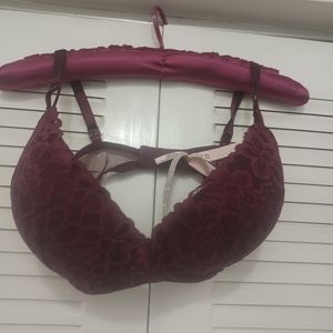 Victoria's Secret Brand New Lacy Maroon Bra 36D